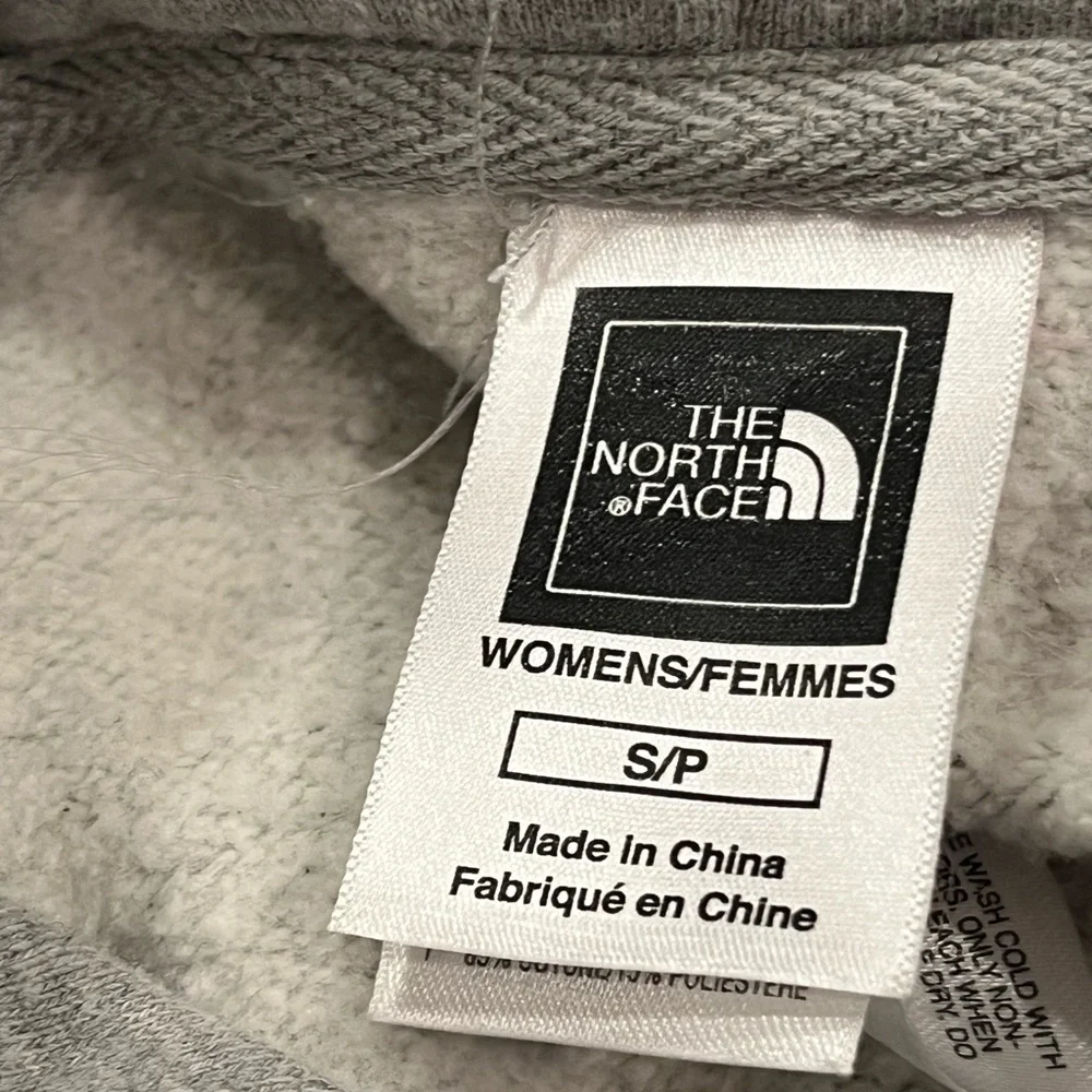 North Face Hoodie Small - Picture 3 of 3